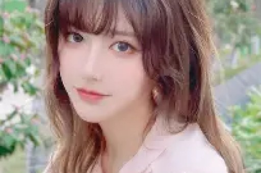 刘晓庆五一现身河南不要一分钱出场费只为宣传名胜古迹